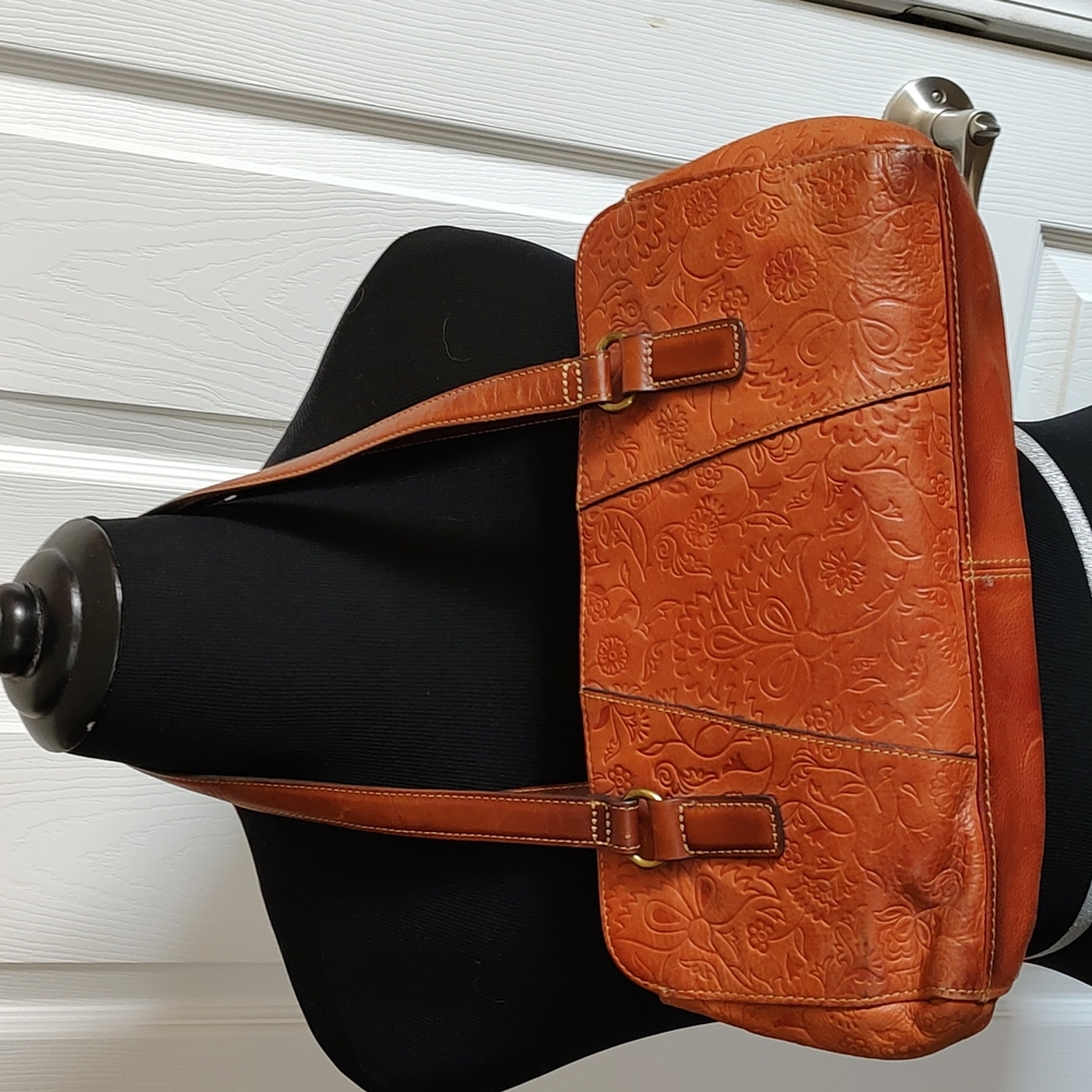 Fossil leather handbag 12"L x 6"H x 4"W